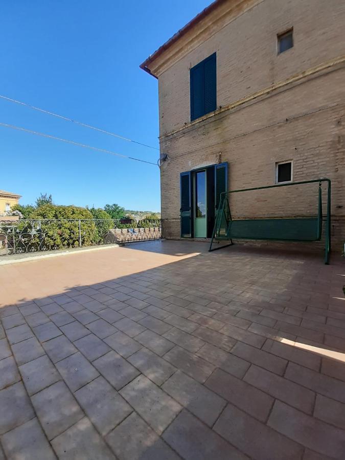 Palazzo Tuemi Apartment Castelplanio Exterior photo
